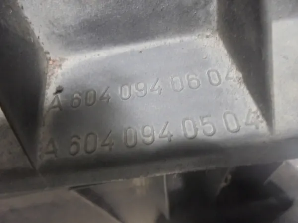 MERCEDES E W210 Ilmansuodattimen kotelo image 3