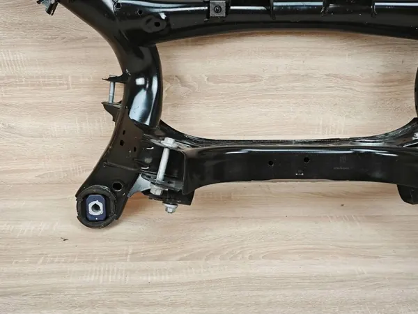 Viga traseira OEM 8837911 para BMW G26 X-Drive image 4