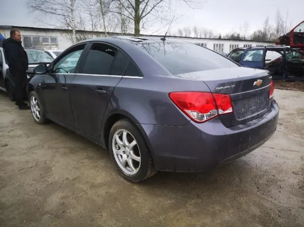 Colector de escape OEM EIS-2597316 para Chevrolet Cruze image 9