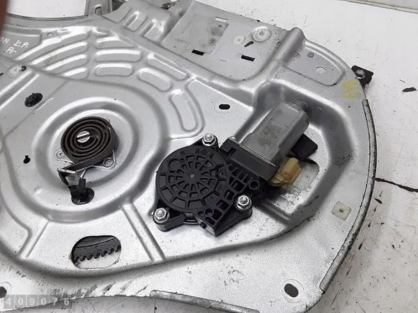 Hyundai Tucson Fensterheber OEM 824702E010 image 3