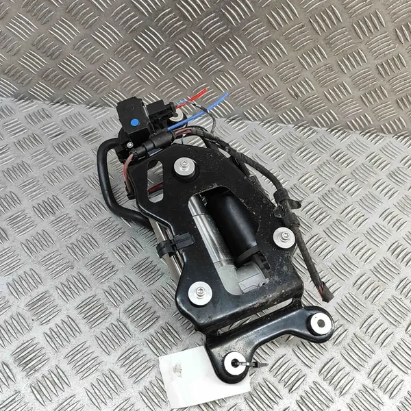 Compresseur de Suspension BMW X5 3.0L 2014 6875177 image 4