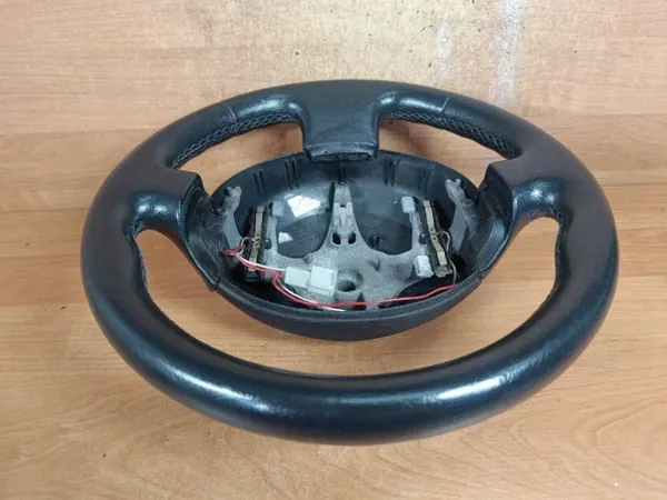 Volante de Cuero OEM 8200544823 para Renault image 4