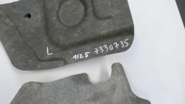 BMW G30 G31 vasen väliseinäeriste OEM 7330735 image 10