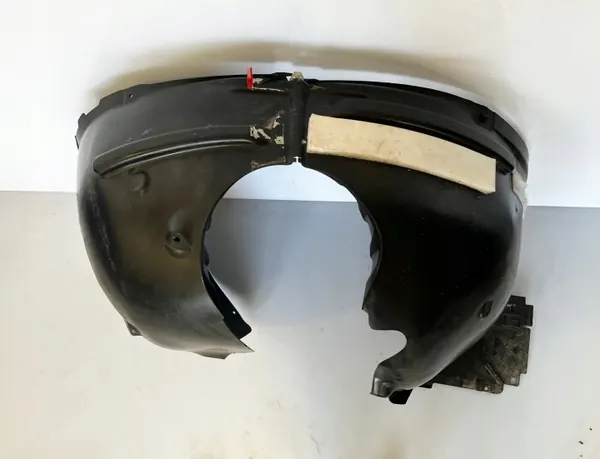 Aleta delantera derecha Audi Q4 e-tron OEM 89A821172B image 3