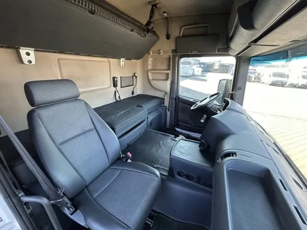 Scania CR19 HPI Cab - Used 2012 Model image 8