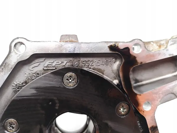 Vauxhall Astra Olja Pump 1.9 CDTI Diesel 55215401 image 7