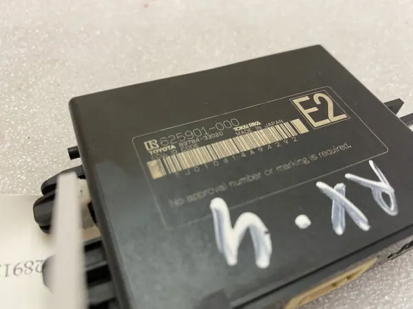 Lexus RX 450H Immobilizer Module OEM 8978433020 image 3