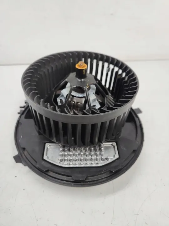 Motor do ventilador Volkswagen PASSAT B8 CZ0160601204 image 3