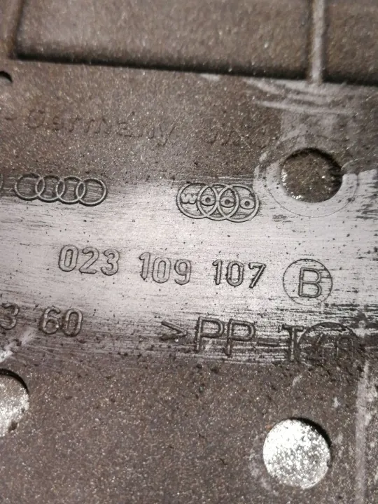Audi 100 S4 C4 distributiedeksel OEM 023109107B image 3