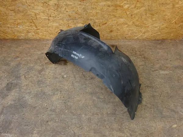 VW Scirocco III Front Left Wheel Arch 2008-2014 OEM image 2