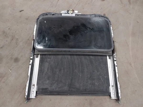 Toyota RAV4 II Schiebedach OEM 85730-33010 Gebraucht image 2