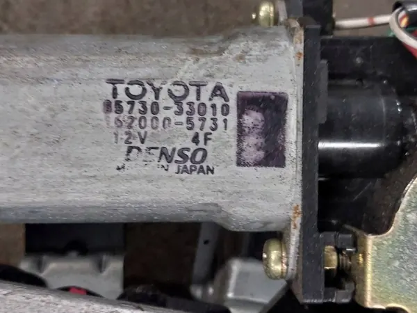 Toyota RAV4 II Schiebedach OEM 85730-33010 Gebraucht image 3