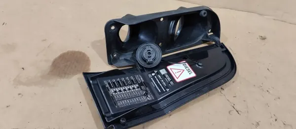 Tankklep OEM A4477500000 voor Mercedes V-Klasse W447 image 3