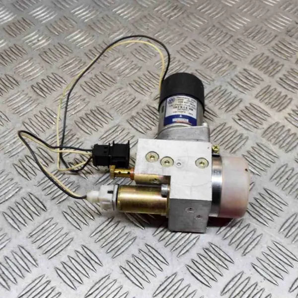 Pompe Hydraulique VW d'Occasion OEM HB70075002 Phaeton image 2