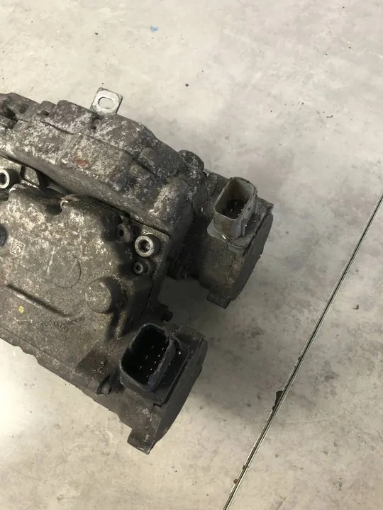 Bomba de embreagem Hyundai Ioniq 414702B001 image 5