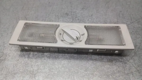 OEM 947.291.A Ohjaamon Valo VW Polo IV 1.4TDI image 3