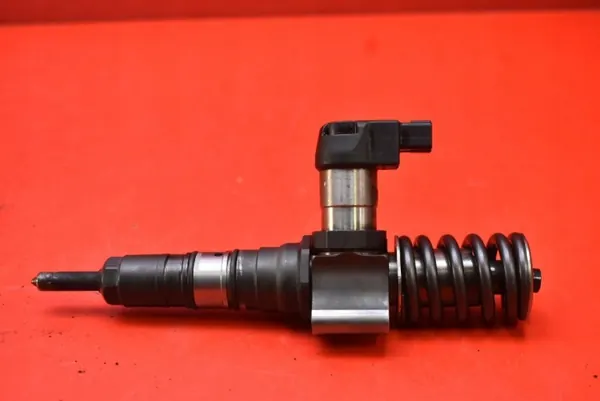 Bomba de inyección OEM 03G130073T para Audi A3 8P 2.0 TDI image 2