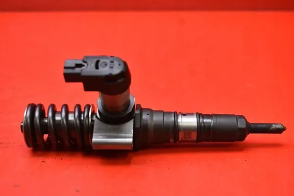 Bomba de inyección OEM 03G130073T para Audi A3 8P 2.0 TDI image 4