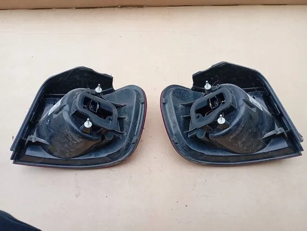 Volkswagen Golf Plus VI 2009- Luz Trasera Izquierda image 2