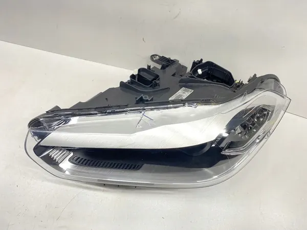 Farol LED Esquerdo BMW X2 F39 2018- image 6