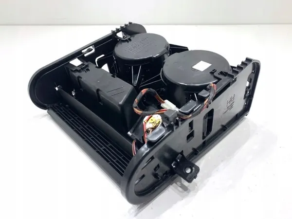 Dryckeshållare OEM 9315332 för BMW F16 SUV 2014-2019 image 4
