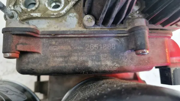 Sécheur d'air Scania OEM 2651888 - État utilisé image 3