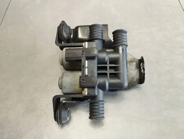 BMW CAX34353 Elektrisches Wasserventil für X6 E71 4.4 V8 image 2