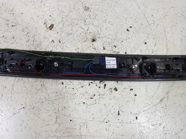 Volvo XC60 Heckklappenleiste OEM 31297210 - Gebraucht image 7