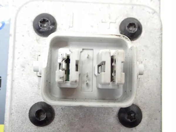 Contrôleur Module Batterie Tesla OEM 1598486-00-F image 4