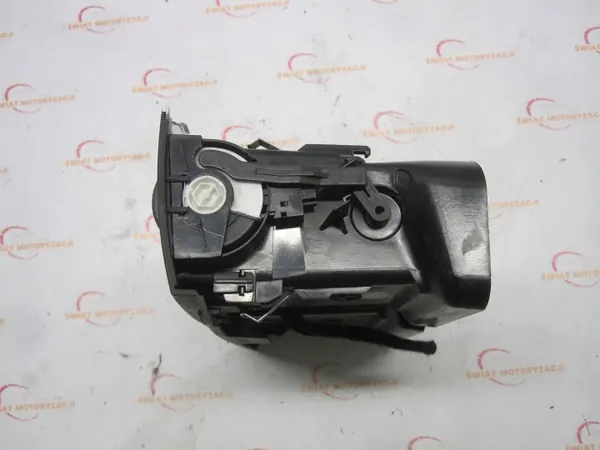 Rejillas e interruptores de aire MERCEDES W204 07r image 5