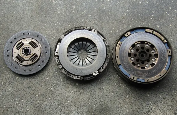 MERCEDES W203 SPORT COUPE 2.2 CDI KUPLUNG A6460300405 image 2