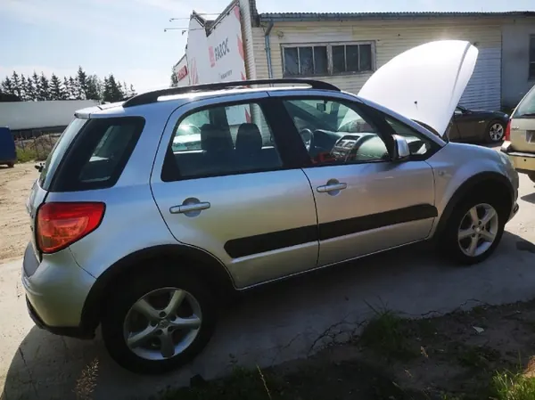 Suzuki SX4 Öljypumppu OEM s4a69g 2008 1.6L image 7