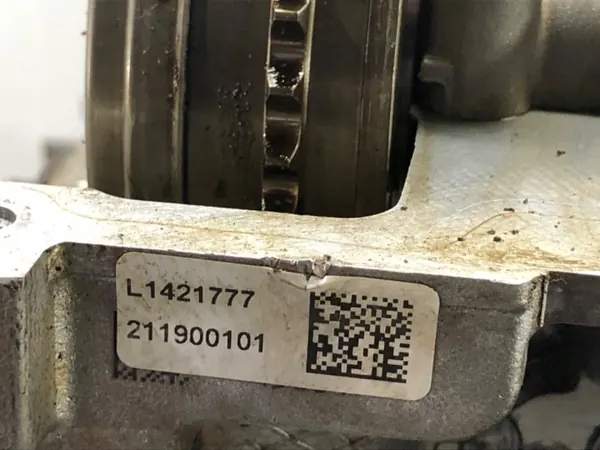 Culasse OEM 8602581 pour BMW F34 2.0 184CH image 9