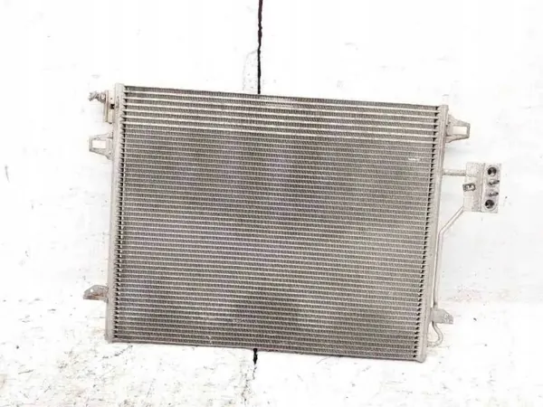 Condenseur AC d'occasion OEM T782AA5590 Chrysler image 2