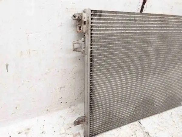 Condenseur AC d'occasion OEM T782AA5590 Chrysler image 3