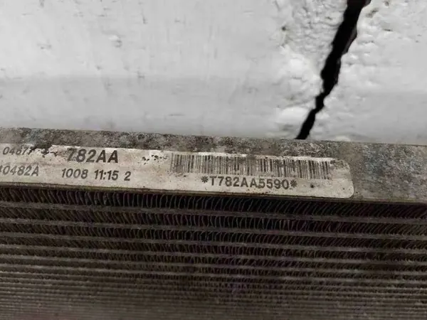 Condenseur AC d'occasion OEM T782AA5590 Chrysler image 5