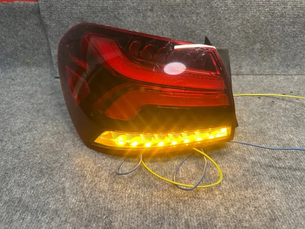 Luz trasera izquierda LED Mercedes Clase A W177 Sedán image 3