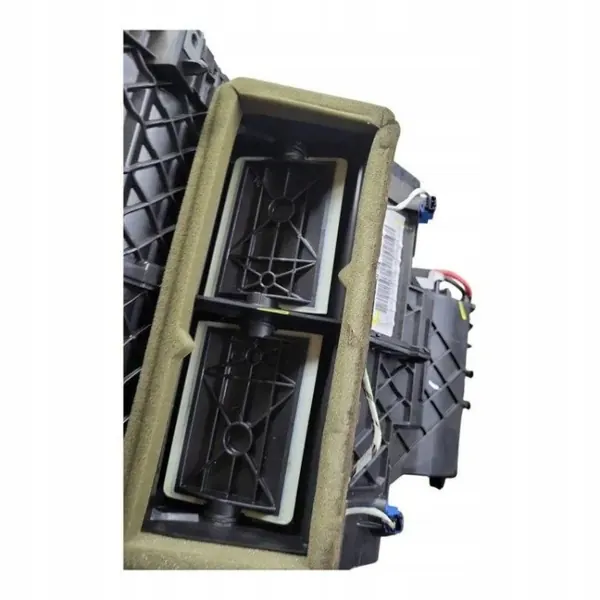Núcleo Calefactor Volvo V40 2015 OEM AMFH19291A image 6