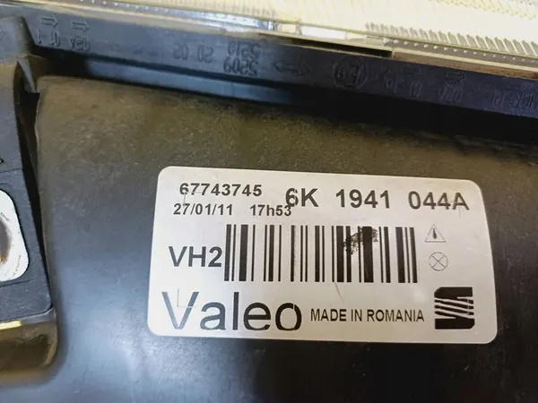 Farol dianteiro direito Seat Ibiza II 99-02 6K1941044A image 4