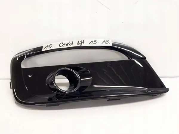 Grille de pare-chocs avant droite KIA CEED 2015-2018 86564-A2610 image 2