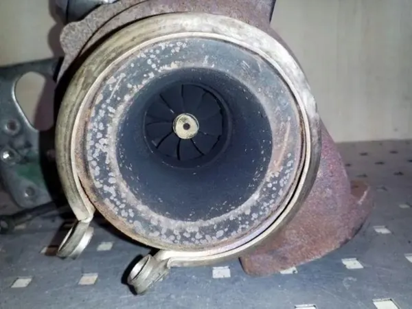 Turbo PEUGEOT 4007 2.2L GTB1752V 115kW 2010 image 3
