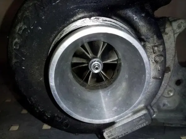 Turbo PEUGEOT 4007 2.2L GTB1752V 115kW 2010 image 4