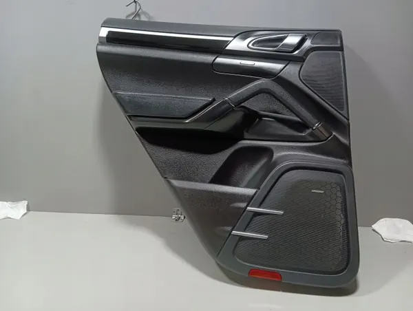 Dörrpanel OEM 7P5867211G för Porsche Cayenne image 2