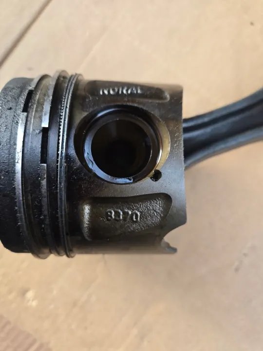 Kiertokanki Männän Kanssa OEM 642OEM Mercedesille image 3