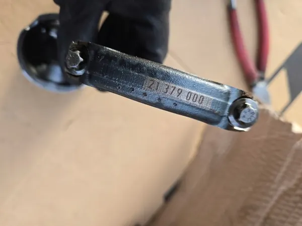 Kiertokanki Männän Kanssa OEM 642OEM Mercedesille image 4