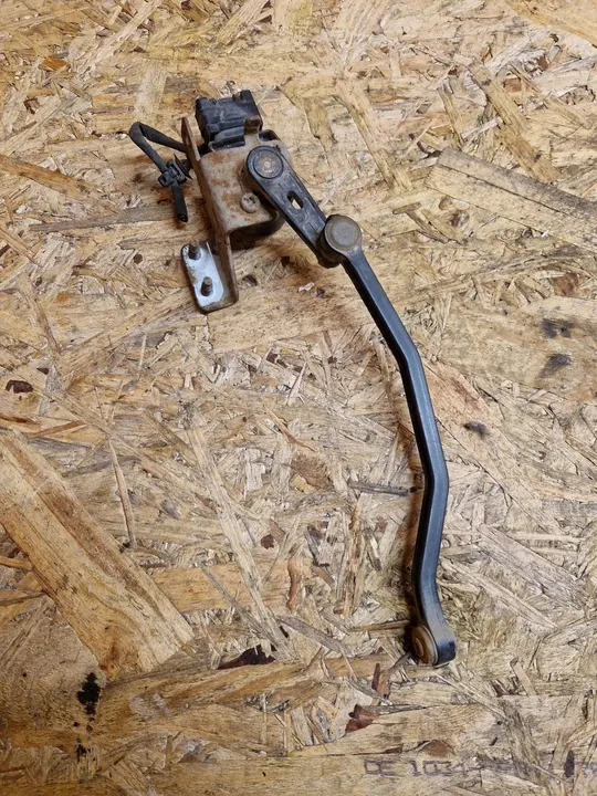 Sensor de nível de luz dianteira Volvo XC60 2015 OEM 31429141 image 2