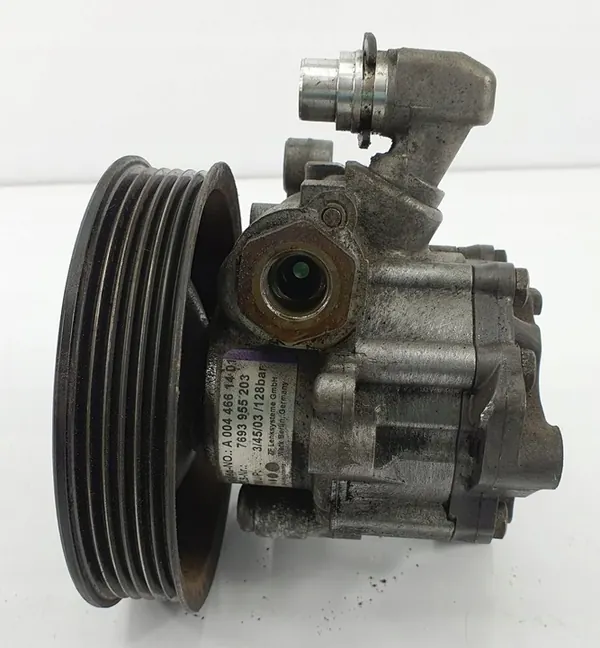 Servostyrningspump Mercedes W211 3.2 V6 A0044661401 image 2