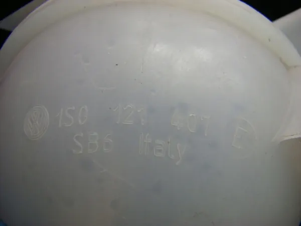 VW UP Ausgleichsbehälter 1S0121407E image 2