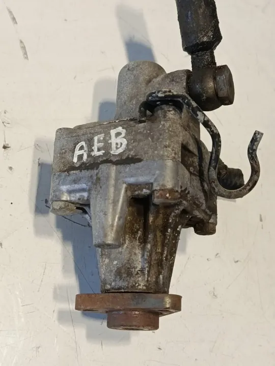 Pompe direction OEM 4D0145155K 120bar image 2