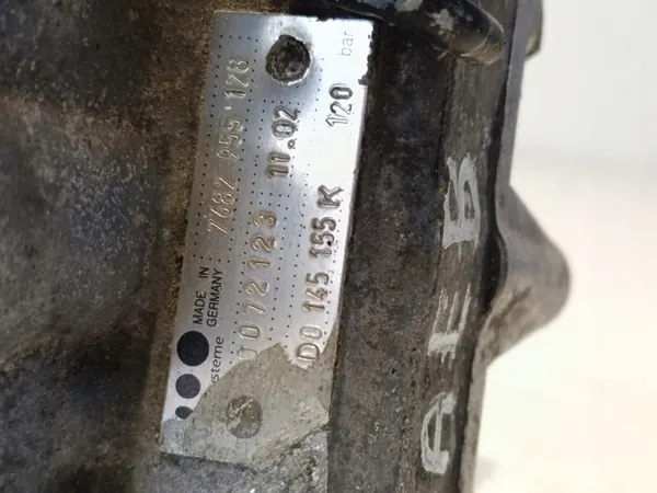Pompe direction OEM 4D0145155K 120bar image 4